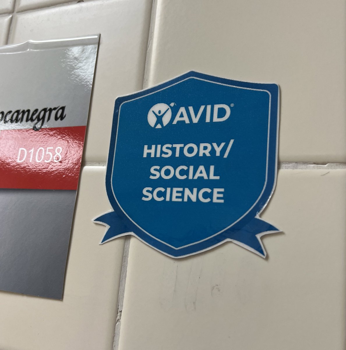 Added my @AVID4College History/Social Science badge outside my classroom door. I’m proud to have earned this badge at the #AVIDSummerInstitute this year! Grateful to be a part of the #AVID community and to implement what I learned into my classroom. 

#twitterteacher