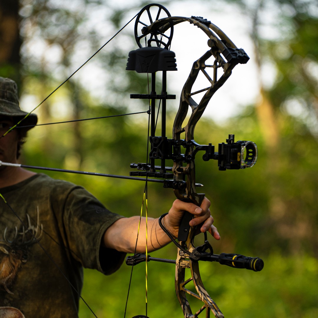 Our top-of-the-line accessories on the all-new @BearArchery Adapt+ RTH bow makes for one deadly duo! 

#trophyridge #toolsbowhunterstrust #thehuntingpublic #thp #mossyoak #bottomlandcamo #bowhunting #bowhunters