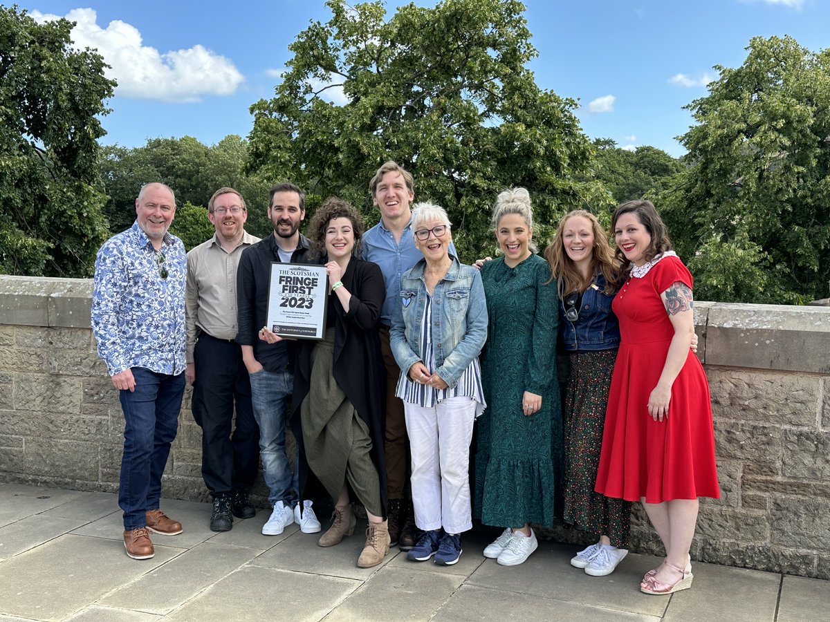 Check out The Grand Old Opera House Hotel's sparkling team with their Scotsman Fringe First Award after a live in-person chat on BBC's The Afternoon Show. 🥰 👂Available to listen here: bbc.co.uk/sounds/play/m0… #TravFest23