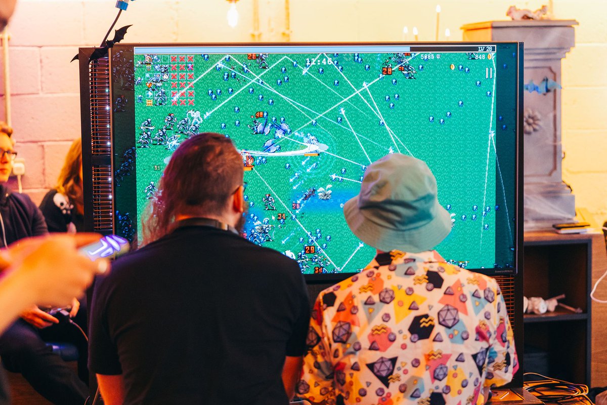 Vampire Survivors 🦇 tweet media