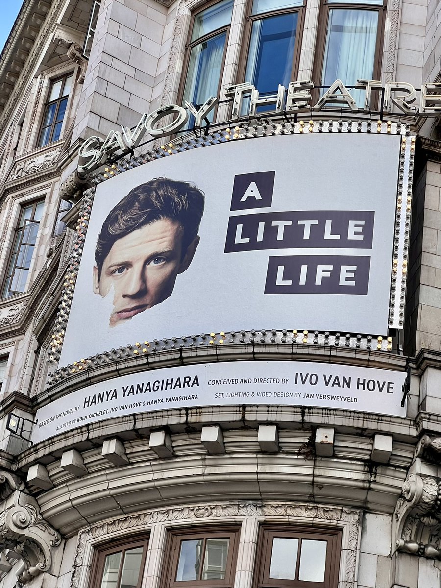 theatrehinton's tweet image. Lon/Edi23 Day1/Show1: Brilliant Ivo Van Hove stage adaptation of the book A Little Life. Staged with his signature use of screens / technology, but a bit more restrained. Harrowing, exhausting, with wonderful performances from all #HowManyShowsIn16Days?