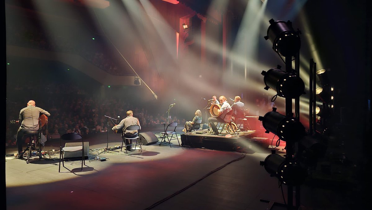 Last night with <a href="/danu_trad/">Danú</a> @FESTIVALLORIENT 
What a super festival and audience.  Merci!