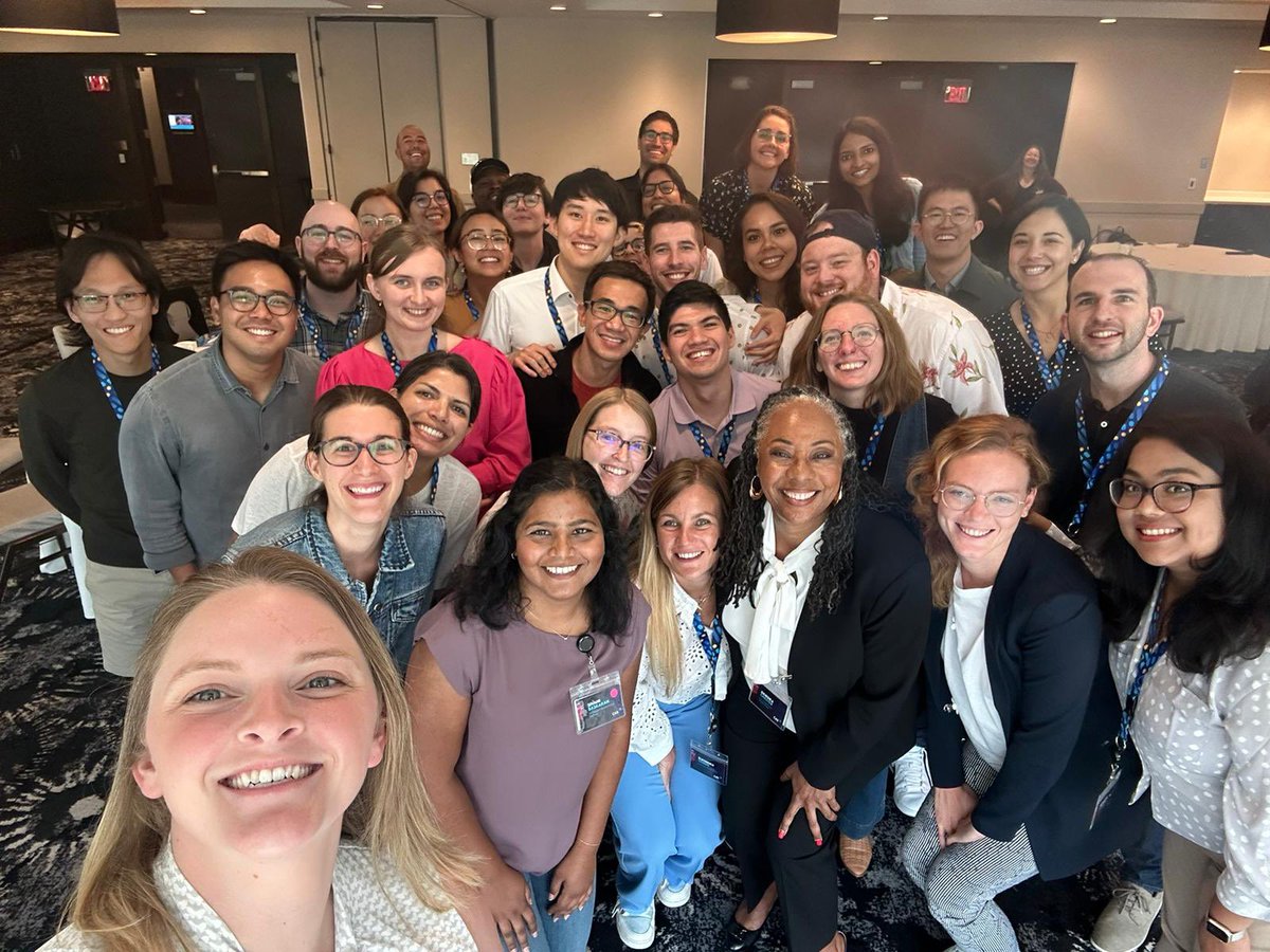 #CASFutureLeaders 2023 in Columbus, Ohio was such a blast! These amazing scientists are endlessly inspiring to me. Glad to have been able to spend the week with them. Thank you @petercarlton and @CASChemistry team 🙏
