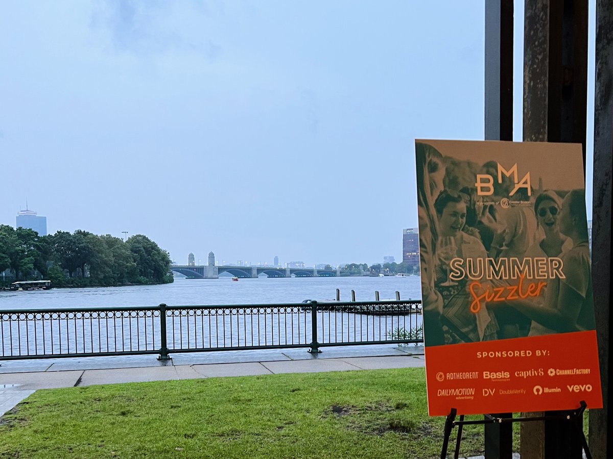Fuseideas's tweet photo. Now entering the ‘play hard’ part of advertising’s unofficial slogan. Food, drinks, networking, and fun at the @BIMABoston Summer Sizzler event! 

#agencylife #BIMABoston #media #networking #bostonadvertising #bostonsummer #bostonnetworking https://t.co/cV13L6Qm98
