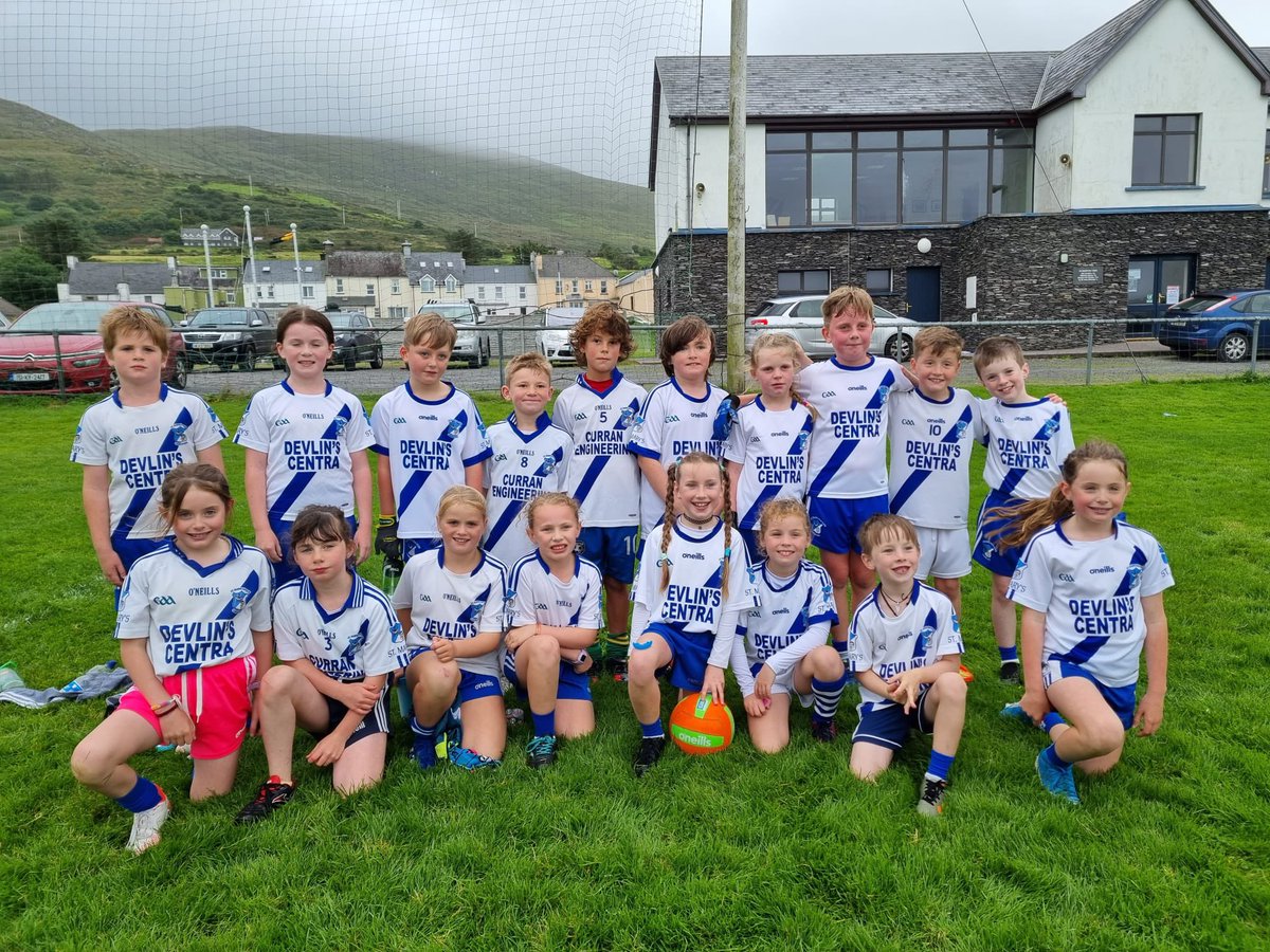 StMarysGAAclub's tweet photo. Thank you to Valentia/Renard, St Michael’s Ballinskelligs and Foilmore, as well as our own talented footballers, for making our U9 Go Games blitz a huge success this evening! 🥳

Thank you to St Marys Bord na nÓg, the coaches &amp; all the parents for their co-operation and support! https://t.co/RCnmNPl02W