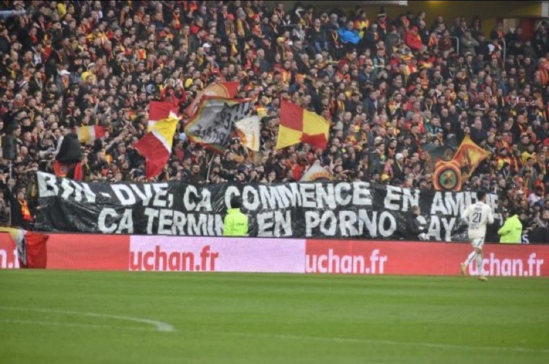 <a href="/hooliganscz1999/">Hooligans.cz Official</a>