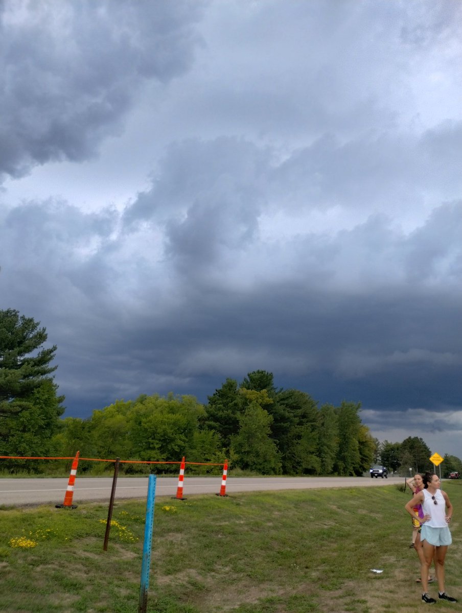 BClub79346's tweet photo. Sirens are going off but we are still rolling?!?, waiting for Brian to finish his 10 for Dana to run right into this storm. https://t.co/ikYRzk3brQ