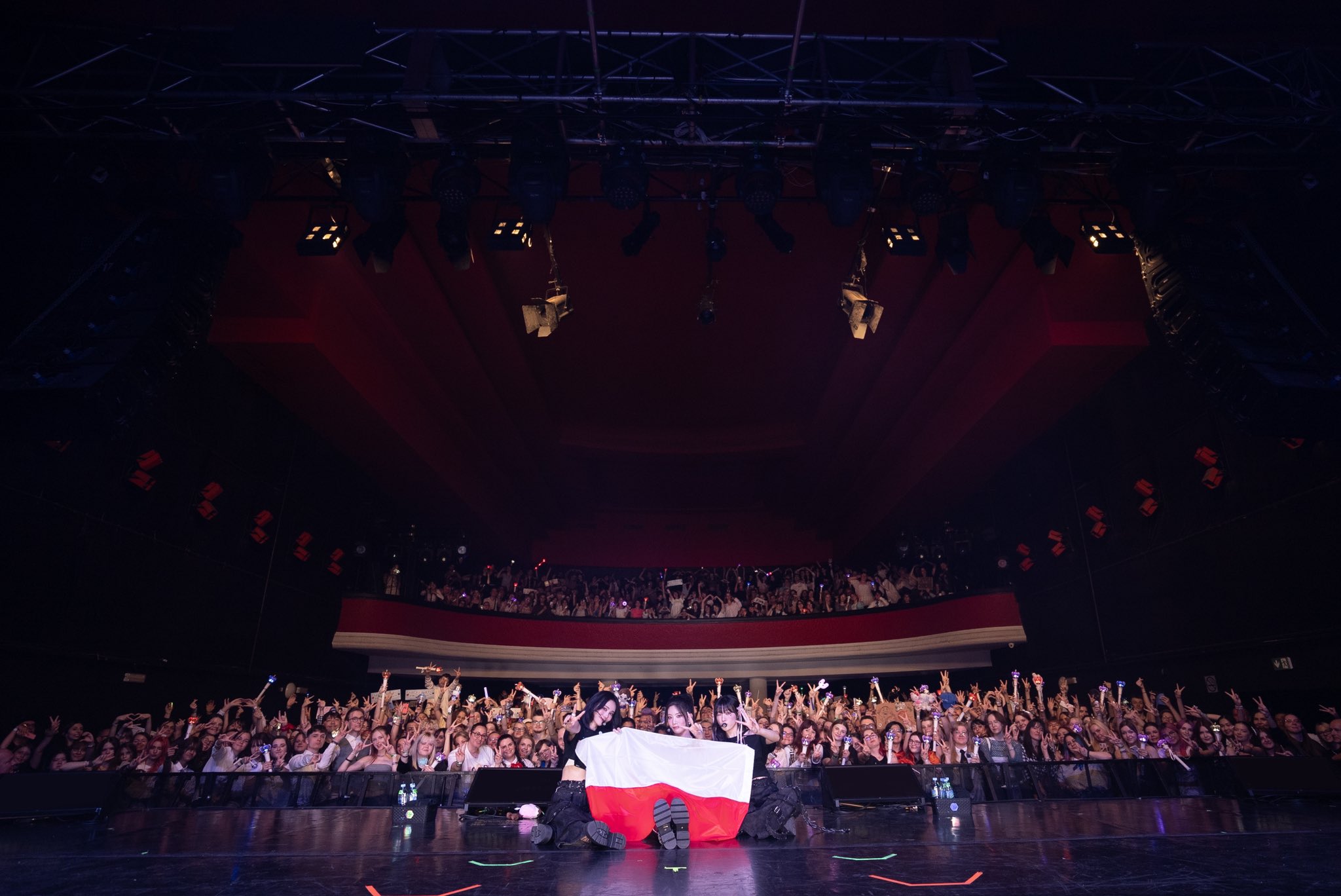 F3R2aw6bAAAn6J2?format=jpg&name=large