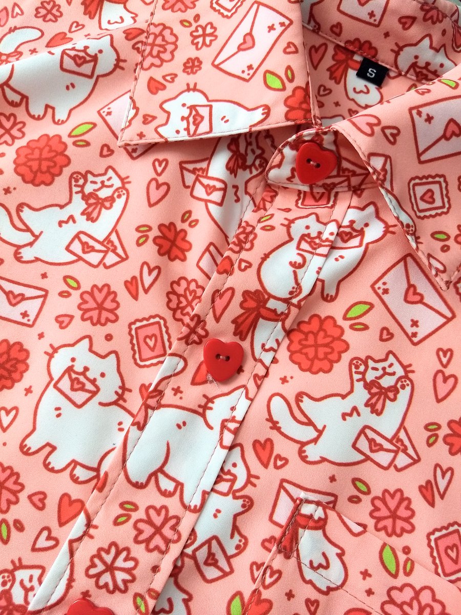 crowlines's tweet photo. (RTs super appreciated ♥)

Big button up restock is now live!!  XS-4XL, 100% cotton! https://t.co/M4xWsRAAlr