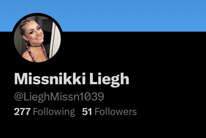 This picture is of a fake Twitter account of me!! It says they (pretending to be me)created it to connect<a href="/tag/positivitytime"class="tags"><span>#positivitytime</span></a>