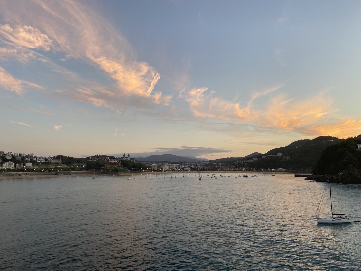 Charlotte Robinson tweet media