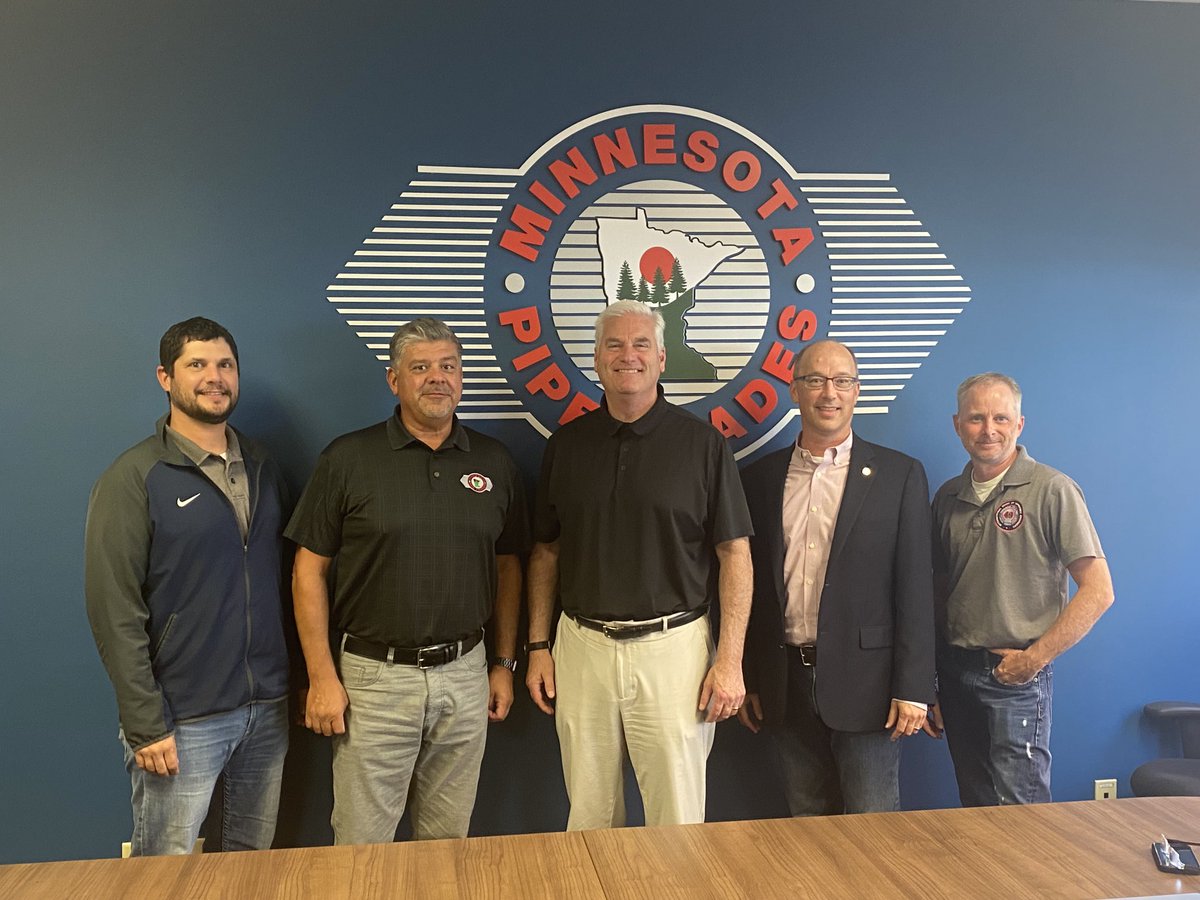 CJDLobbyist's tweet photo. ⁦@MNBldgTrades⁩, ⁦@49Local⁩, ⁦@MNPipeTrades⁩ and ⁦@IBEW_110⁩ were pleased to meet with ⁦@GOPMajorityWhip⁩ Emmer this afternoon to discuss jobs for our members.  Thank you! https://t.co/zMrSGSOZ7s
