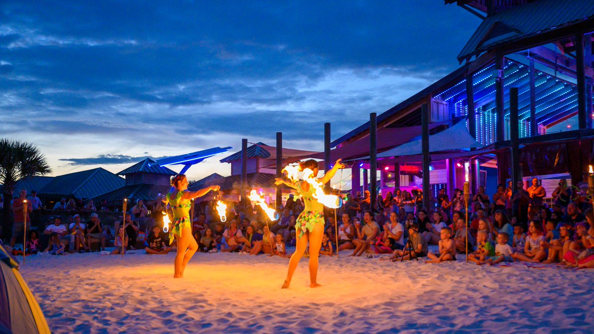 luminaryec's tweet image. It&apos;s been a spectacular season! Thank you so much Al&apos;s Beach Club for inviting us to perform for your wonderful visitors the summer! 📷 Brian Douglas Photography