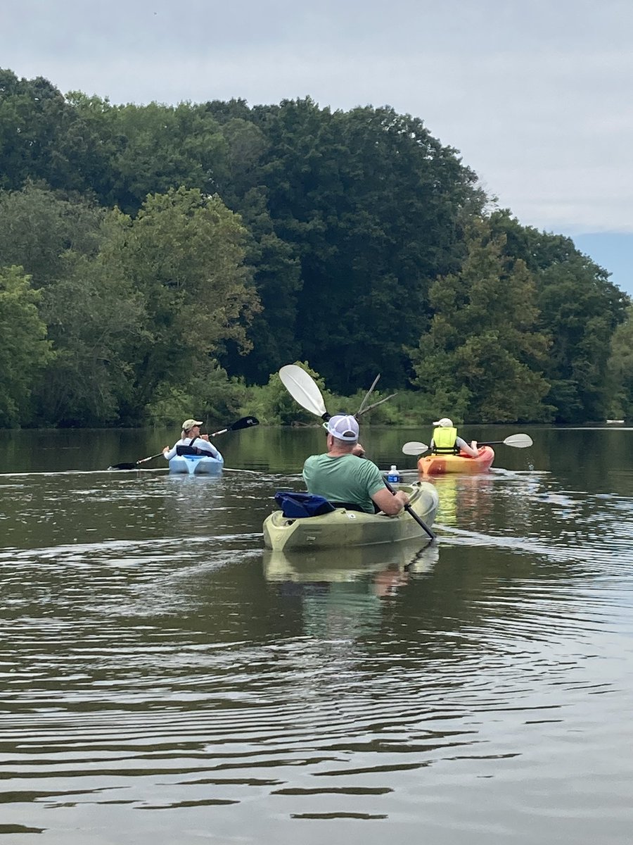 WillRobinsonNC's tweet photo. The folks at @AlamanceNC parks and Mayor Allen were great hosts for this afternoon’s paddle with @RepSteveRoss to celebrate his work on the Haw River state trail designation.  @BillHolman4 @NCparks @NC_TNC #ncpol #ncga #yearofthetrailnc https://t.co/wKdezfoLDF