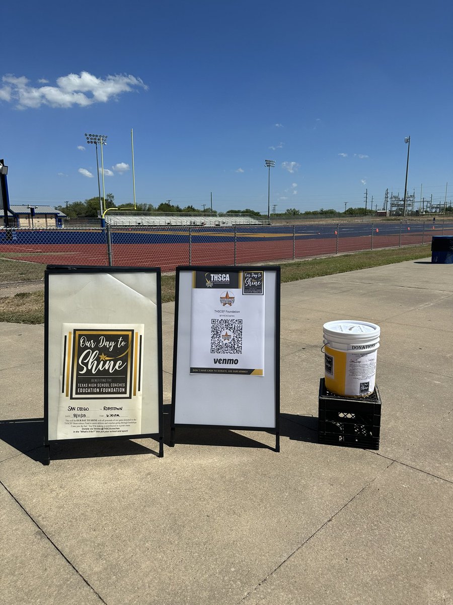 “Our Day to Shine” in San Diego, Texas!! Vaqueros vs Robstown Cottonpickers🏈 Please consider donating to support The THSCA Benevolence fund <a href="/THSCAcoaches/">THSCA</a>