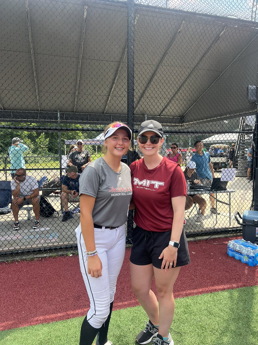 I had a great time at the Headfirst Honor Roll Showcase these past two days in Yaphank, New York! Thank you to all of the staff who made this possible and all of the coaches who came out. It was great chatting and meeting you all! @HeadfirstHRoll