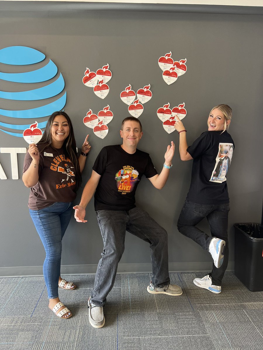 Jenn_AttKY's tweet photo. It’s easy to raise money for such an amazing organization like AHA ❤️ #southeaststates #thedennisaurs #knockoutcity #Lifeatatt #thatsyourreason #americanheartassociation  #FUNSHIRTFRIDAY @KKintheSES https://t.co/we7DD3W3F3