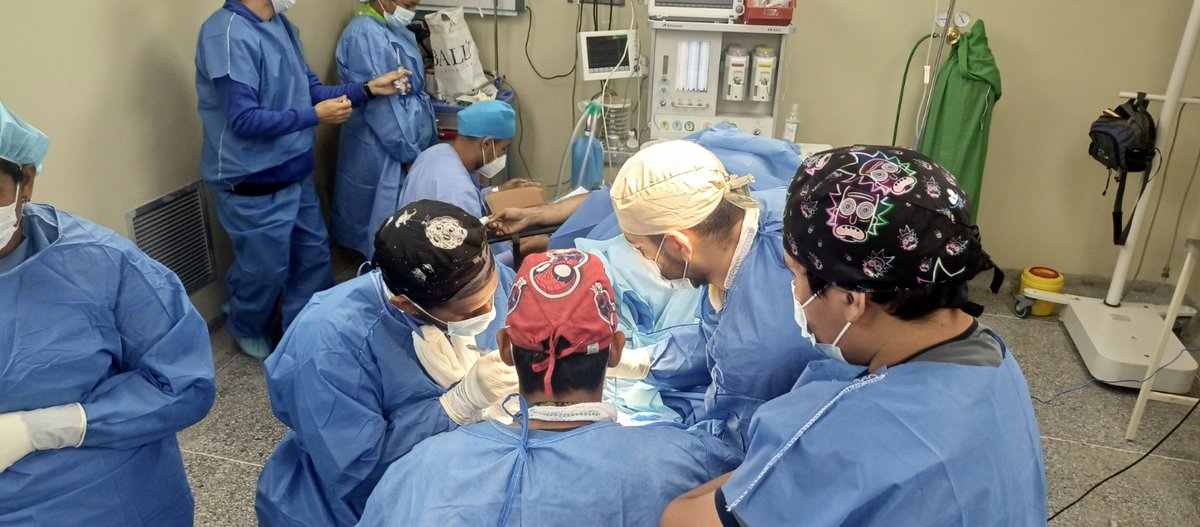 Se continúa trabajando en conjunto "hospital periférico de catia y CDI Flores de Catia" realizando cirugías de alta complejidad para el bienestar de nuestro pueblo!!!

#juntosporcadalatido
@mppssalud_vzla
@redambulatoriadsdc
<a href="/pepo_enpositivo/">Periférico de Catia noticias en positivo</a>