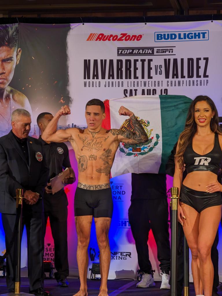 BoxingVitals's tweet photo. We have a fight weigh-ins are official 
#NavarreteValdez #boxing #boxeo #toprankboxing 
#OscarValdez 
#emmanuelnavarette https://t.co/e7QGrnerYx