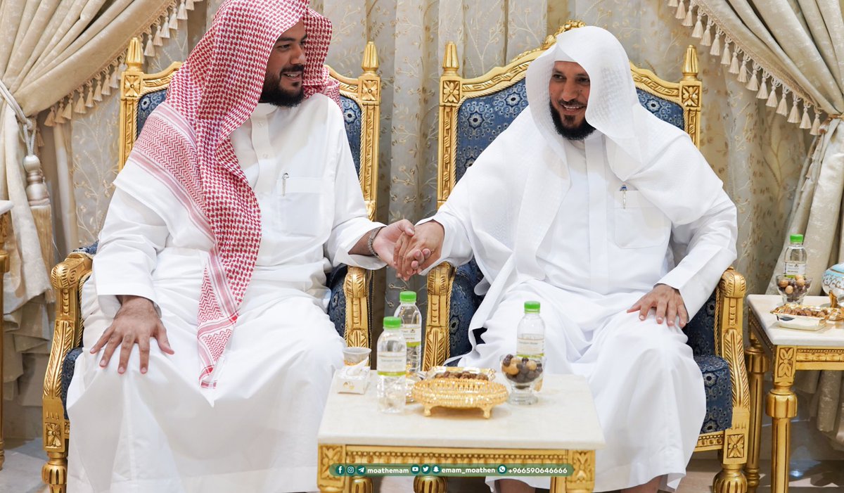 SaudiNews50's tweet photo. بعد زيارة لمنزله..

وكالة شؤون الأئمة والمؤذنين تطمئن على صحة الشيخ ماهر المعيقلي، بعد تعرّضه لإرهاق خلال صلاة الجمعة أمس.

- https://t.co/lCYOdRNyFm