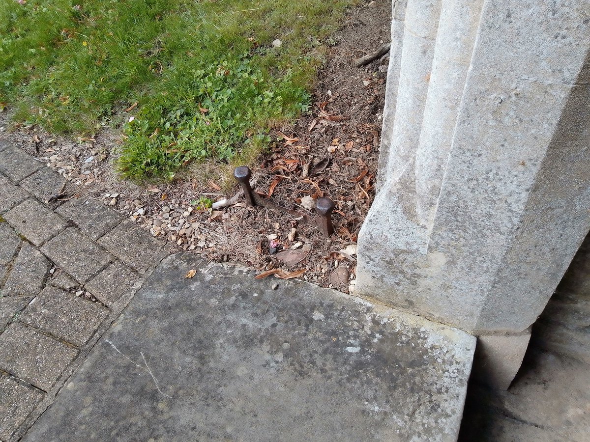 phil0073's tweet image. Boot scraper by #Victorian Church porch #PhilOnaBike #BootScraperSaturday