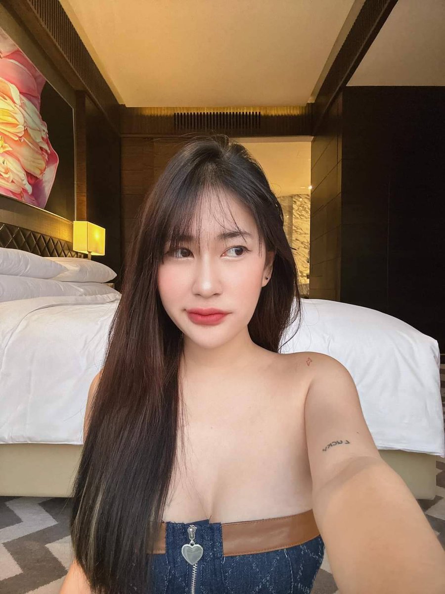 ทำไมต้องถูก่อนเสียบด้วยคะหนูไม่เข้าใจ💦😍
📲𝐈𝐃:𝐋𝐈𝐍𝐄 namtan1634 line.me/ti/p/raZrzUXktt