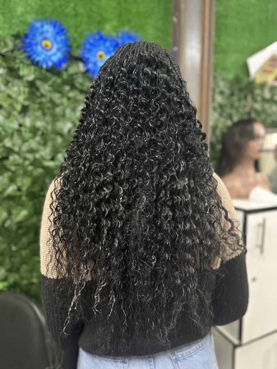 veesparkle123's tweet image. #knotlessbraid ,#butterflylocs