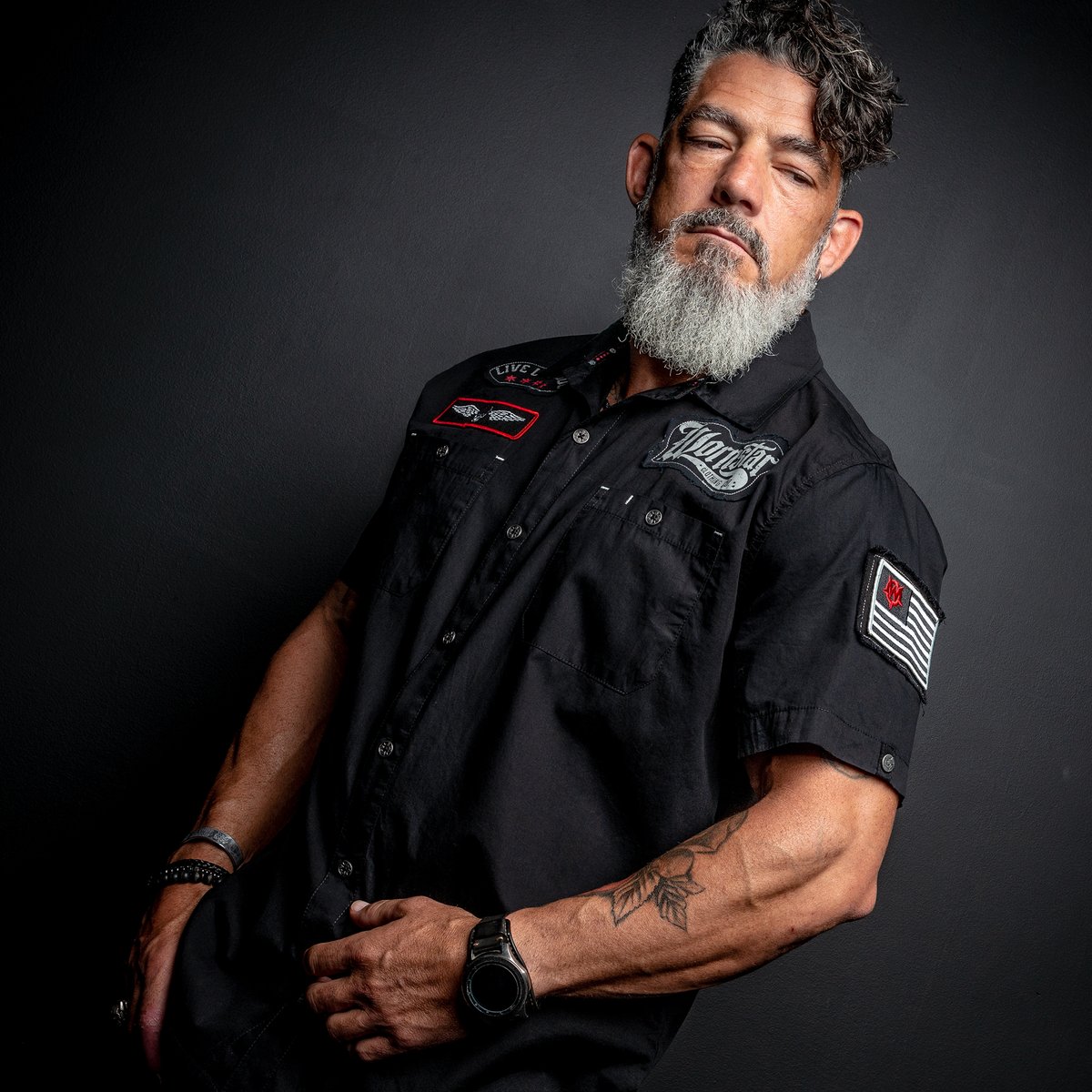 wornstar's tweet image. Elevated style and comfort with our work shirts from the Drifter Collection.
wornstar.com/hardtail-work-…

#wornstar #wornstarclothing #hardtail #workshirt #livelifeloud