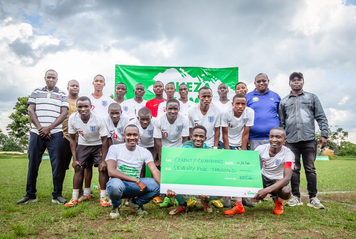 SafaricomPLC's tweet photo. 🎉🏆 Congratulations to Compel Sportiff for their incredible victory! They've showcased extraordinary skills and teamwork in the Bungoma County Finals securing their place as champions winning against Sirare Youth by 2-0. #SafaricomChapaDimba #ChezaKamaWewe https://t.co/XnDbuHgUoH
