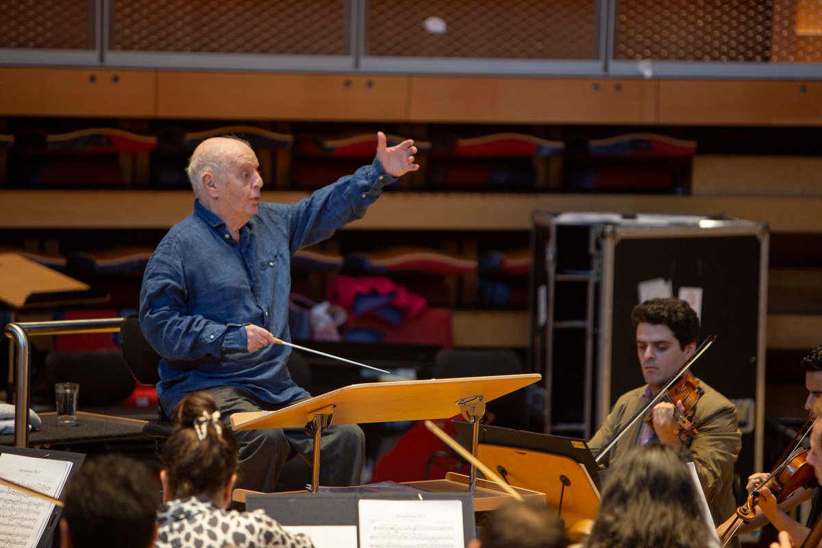 Daniel Barenboim tweet media