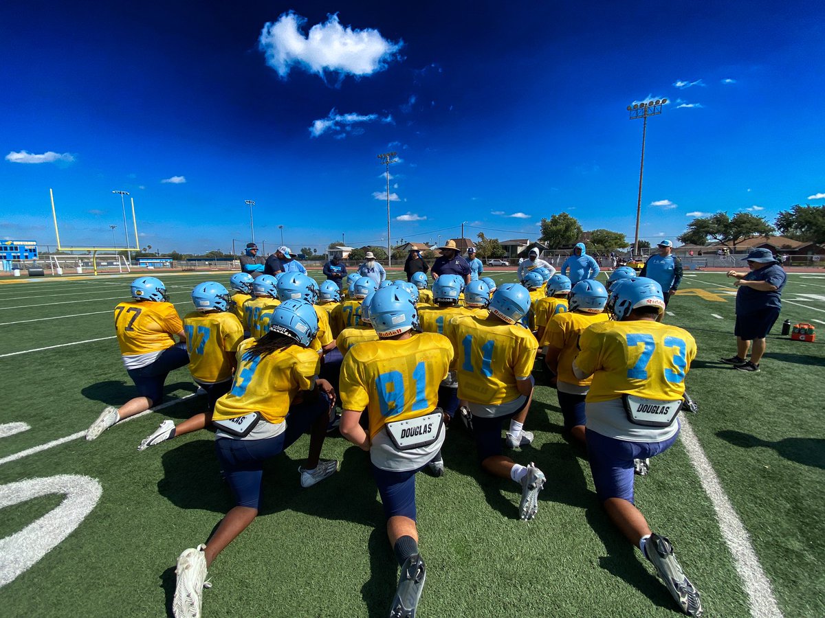 mcmemfootball's tweet photo. Great effort and hustle by our Mustang Freshmen Football Team at this morning’s scrimmage. Looking forward to having a successful season.

#1Pride https://t.co/ywQFSf3TL3
