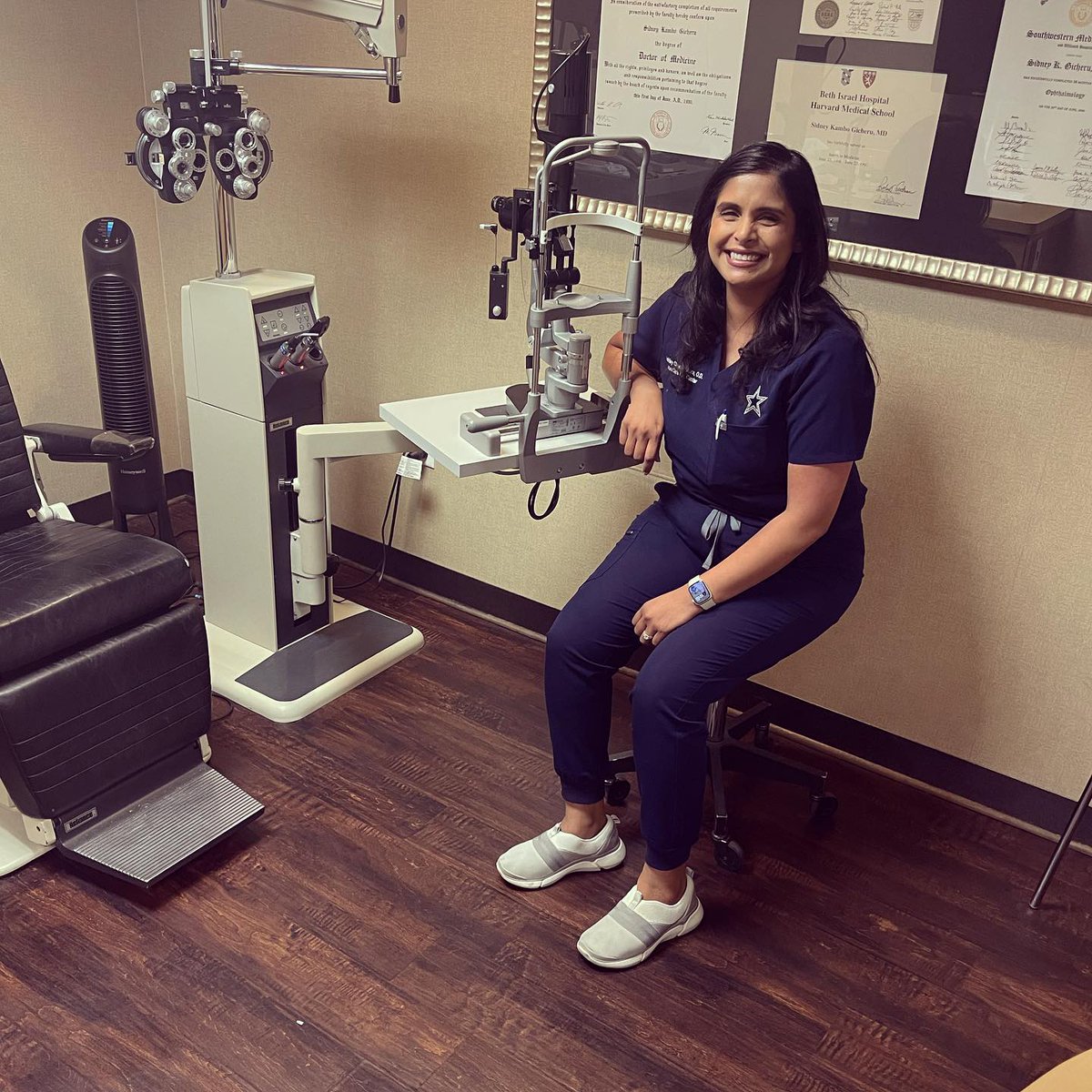 LaserCareEye's tweet photo. https://t.co/JcYDnwnBPK LaserCare Eye Center - https://t.co/ZkaRIoz6Zi https://t.co/Z8QVu4Ogfz