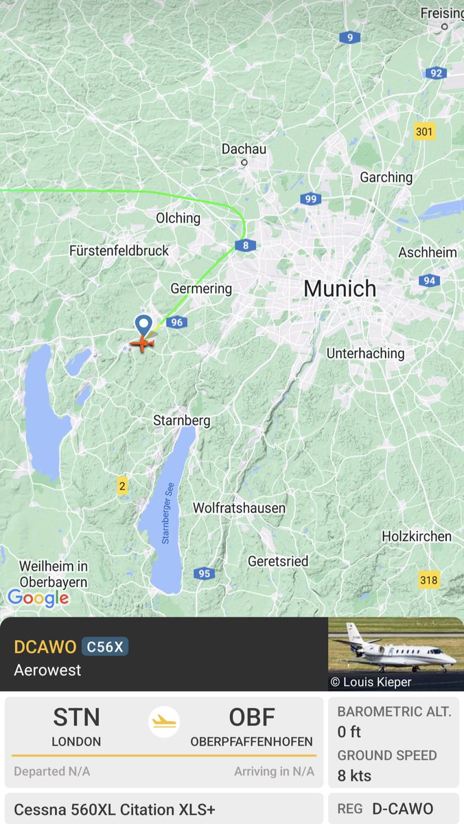 SpursTracker's tweet image. LIVE: Harry Kane has touched down at Oberpfaffenhofen Airport, a small facility just outside of Munich. He was board Cessna Citation D-CAWO operated by Aerowest. Met at the airport by Bayern entourage. #Spurs #Bayern #Kane