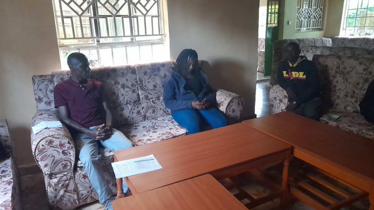 UzalendoSjc's tweet photo. Uzalendo convenor @AkumuOuko3 with @JamesNyabe19130 @Vincentmuhavi and cde Mike paid a courtesy call to Bishop Jack Busisa of African Israeli Church Nineveh on an enhanced and collective empowered, just and peaceful livelihoods in the communities. https://t.co/QP6eLLPxdc