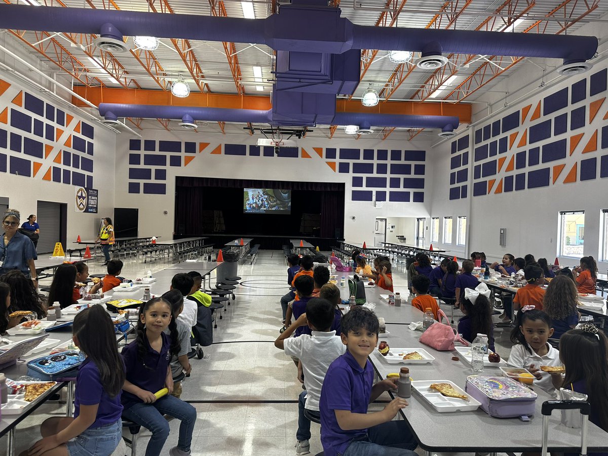 𝗝𝗼𝗻 𝗙𝗹𝗼𝗿𝗲𝘀 tweet media