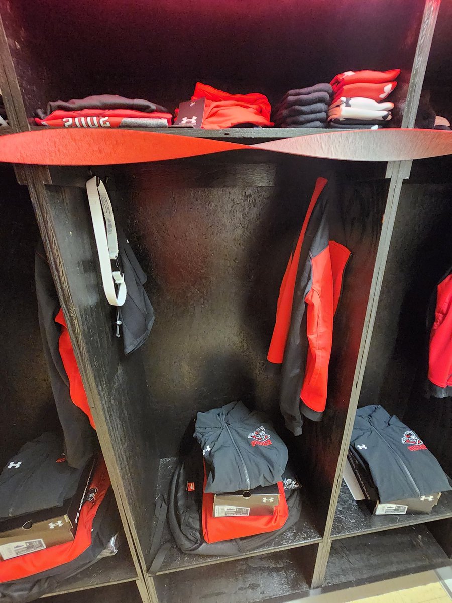 shaf84's tweet photo. So excited to welcome the team back
Why do I do camps all summer? To give my student athletes the best experience I can
#LoveServeGrow https://t.co/vOMt6rzQzj