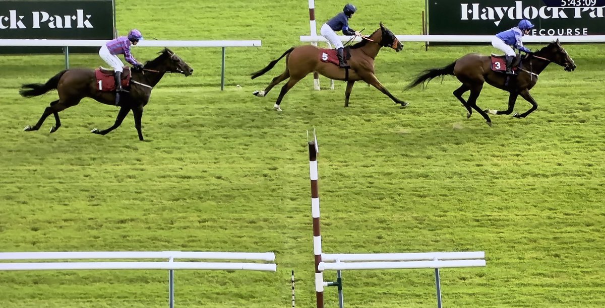 amajox's tweet photo. Congratulations @amajox #SophieSmith WINS again for @EdDunlopRacing #LennysSpirit @haydockraces #greatpartnership #madeall #5ran #topride #topjock πππππWell done Sophie! π https://t.co/RZjCXi9br0