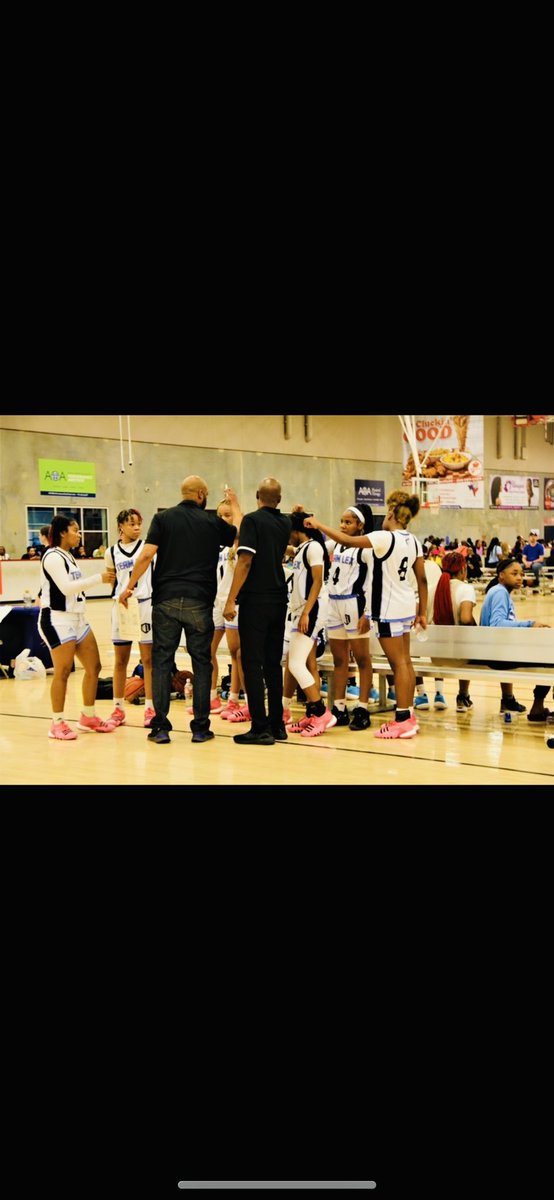 TeamLexStars16U's tweet photo. Happy birthday to @brusshoops32 he is definitely the calm to our madness! Hope you enjoy you day Coach Russell!!!

#WeAllWeGot #WeAllWeNeed https://t.co/07hhw2xlcL