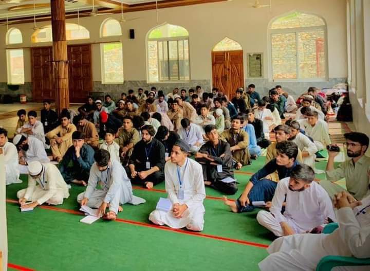 ij12334's tweet photo. پروگرام کے آخری روز برادر وسیم حیدر ناظم اسلامی جمعیت طلبہ صوبہ خیبر پختونخواہ نے خصوصی شرکت کرکے خطاب کیا اور پوزیشن ہولڈر طلباء میں انعامات تقسیم کئے#SummerCampsKPJamiat https://t.co/J5yM4IzH7l