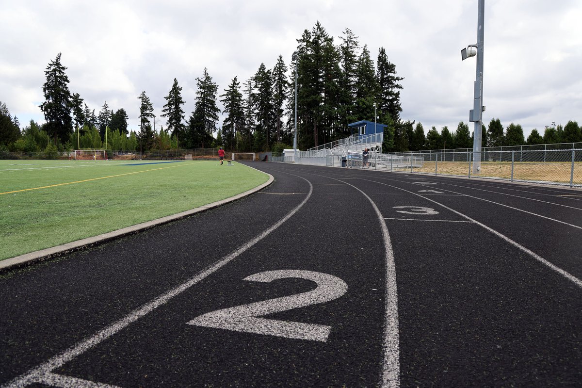 PSDFoundations's tweet photo. We are committed to maintaining top-notch outdoor learning spaces for our student-athletes. From rubber addition to turf installations, safety measures, &amp; lighting upgrades, we prioritize a safe &amp; enjoyable sports experience. Learn more https://t.co/bW8aTfO6XL https://t.co/3Co9IuMoMx