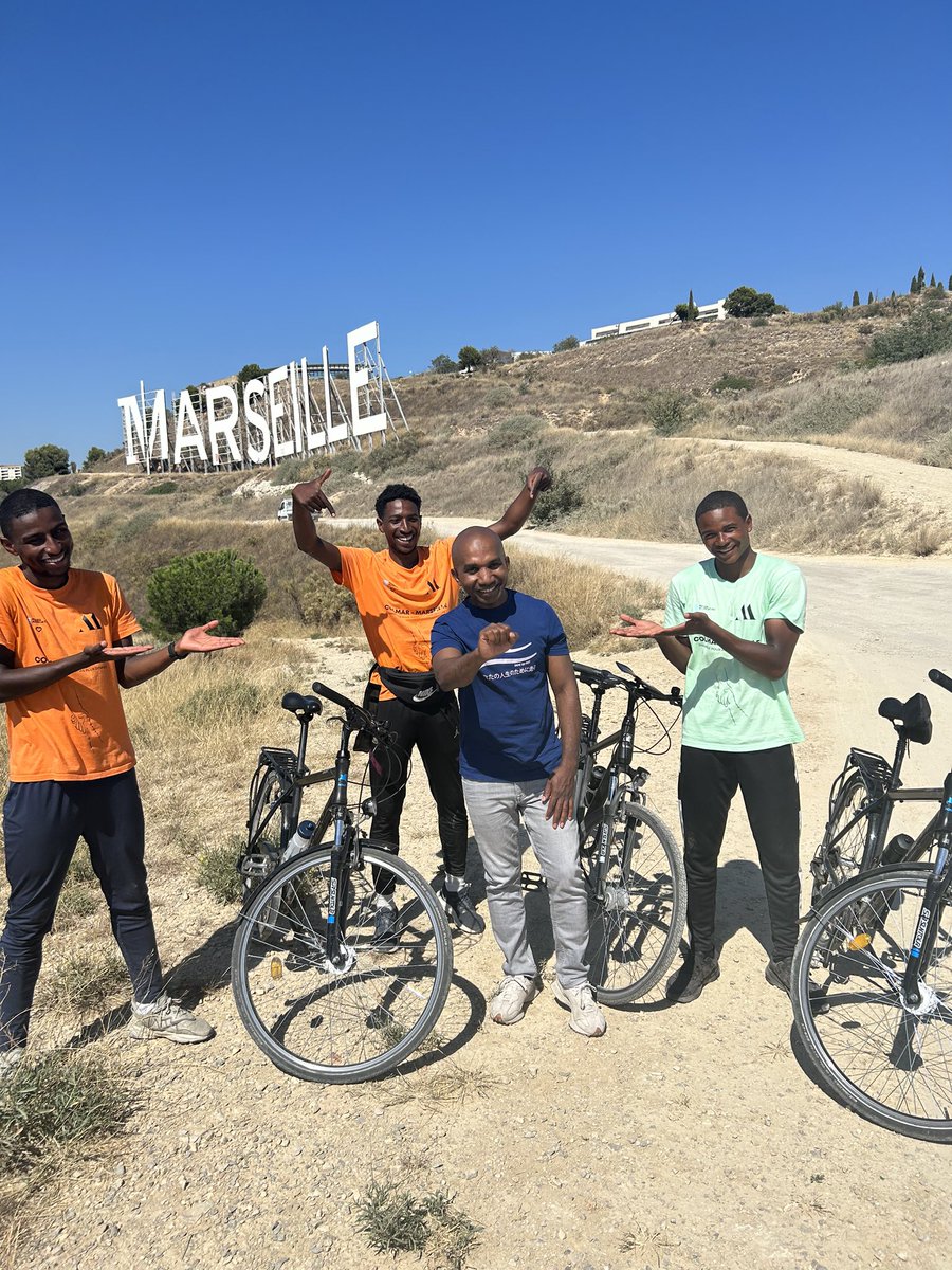 Msada_assoc's tweet photo. Arrivée : MARSEILLE ✅🎉

Colmar-Marseille, ensemble pour aider les plus démunis. 🤝🌍 https://t.co/WeVHqpZCob