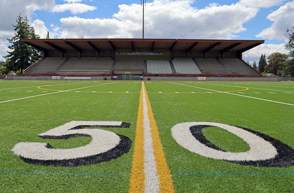PSDFoundations's tweet photo. We are committed to maintaining top-notch outdoor learning spaces for our student-athletes. From rubber addition to turf installations, safety measures, &amp; lighting upgrades, we prioritize a safe &amp; enjoyable sports experience. Learn more https://t.co/bW8aTfO6XL https://t.co/3Co9IuMoMx