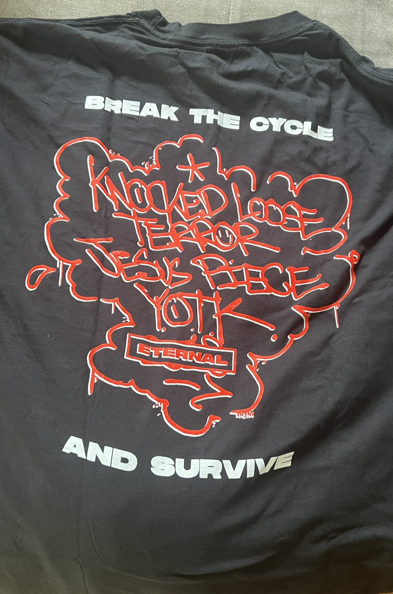 bravefaceoh's tweet photo. @YEAROFTHEKNIFE shirt goes crazy. We’re all rooting for Madi!!! https://t.co/ZsCzxK2a0g