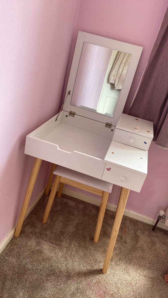 TaLouLaLa's tweet photo. LOTS of household items for sale: https://t.co/BRhphQHjlg https://t.co/6Tp1BF9Wet