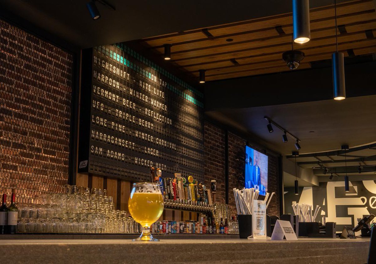 RobJDay© tweet media