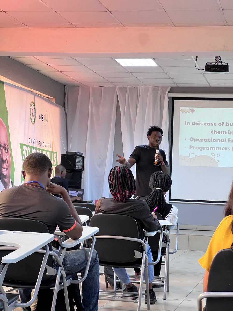 gdgbenin's tweet image. Error handling session by @adedxtun …

#ioextendedbenin23 #ioextended23 #gdgbenin