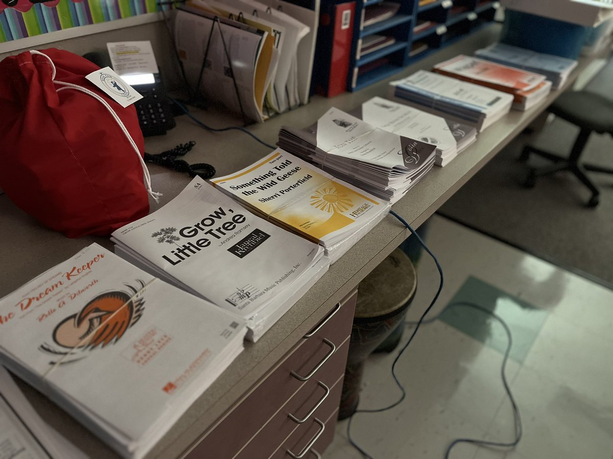 Mrs. Presley (she/her) (@mjpresleymusic) on Twitter photo Even with no power, looking at this row of new choral music was electrifying! Ready for a great year of singing with our elementary choral students! <a href="/SYCSD/">Southern York SD</a> <a href="/WarriorsSES/">πππ£π£ππ π£ βππ₯ππ π ππΌπ</a> <a href="/WarriorsFES/">Warrior Nation FES</a> <a href="/WarriorsSHR/">Warrior Nation SHR</a> <a href="/SYCSDChoirs/">SYCSD Choirs</a> Even with no power, looking at this row of new choral music was electrifying! Ready for a great year of singing with our elementary choral students! <a href="/SYCSD/">Southern York SD</a> <a href="/WarriorsSES/">πππ£π£ππ π£ βππ₯ππ π ππΌπ</a> <a href="/WarriorsFES/">Warrior Nation FES</a> <a href="/WarriorsSHR/">Warrior Nation SHR</a> <a href="/SYCSDChoirs/">SYCSD Choirs</a>