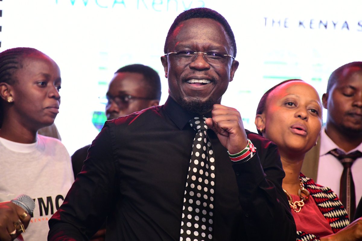 moyasa_ke's tweet photo. At the end, Waziri alongside the hundreds of youth and state officers at the convention took a solidarity walk from the venue to the #HustlaBazaar at Nairobi CBD, wrapping the day with entertainment and more flair. https://t.co/ScPTkNf0oN