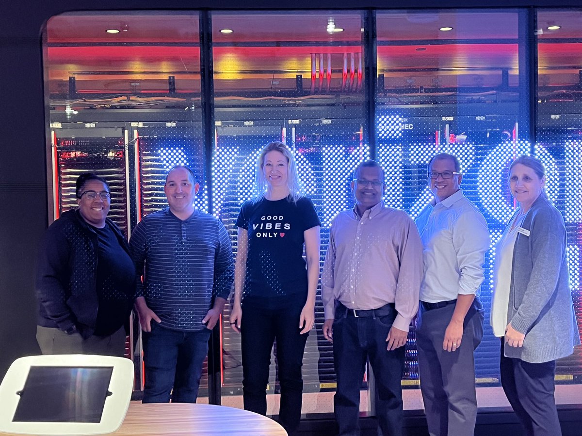 irisannameijer's tweet photo. We got such a warm welcome when visiting our fantastic 5G Innovation Lab in San Francisco yesterday. Very impressed by the innovation and passion of the team. @Verizon @VerizonBusiness #5Ginnovationlab https://t.co/CD4cdRopnp