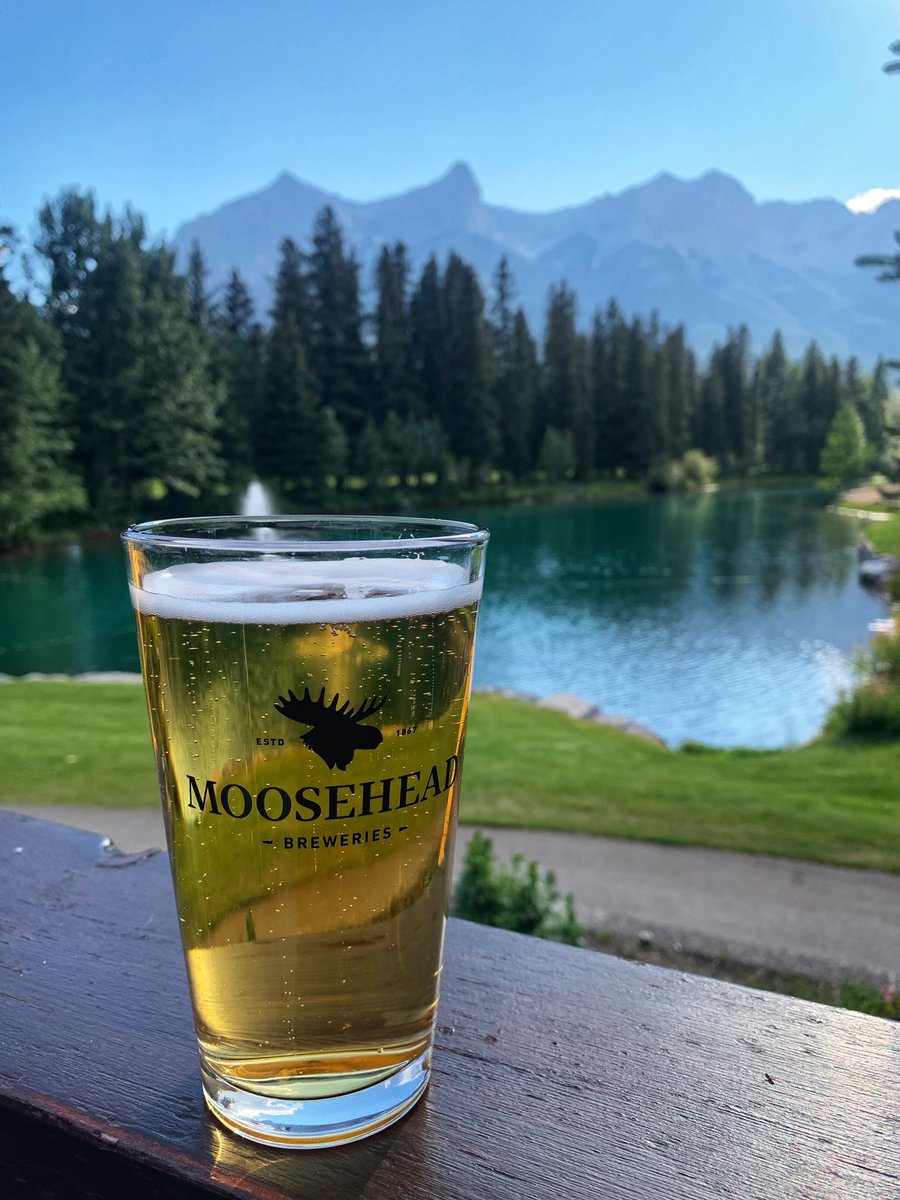 GerryForbes11's tweet photo. Happy Friday everyone  @ReddawgHorizon @MooseBeSocial @TourismCanmore https://t.co/RkpwplEPh7